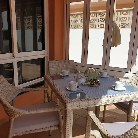 Sunny & New In Apartment *