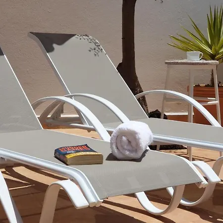 Sunny & New In Apartamento